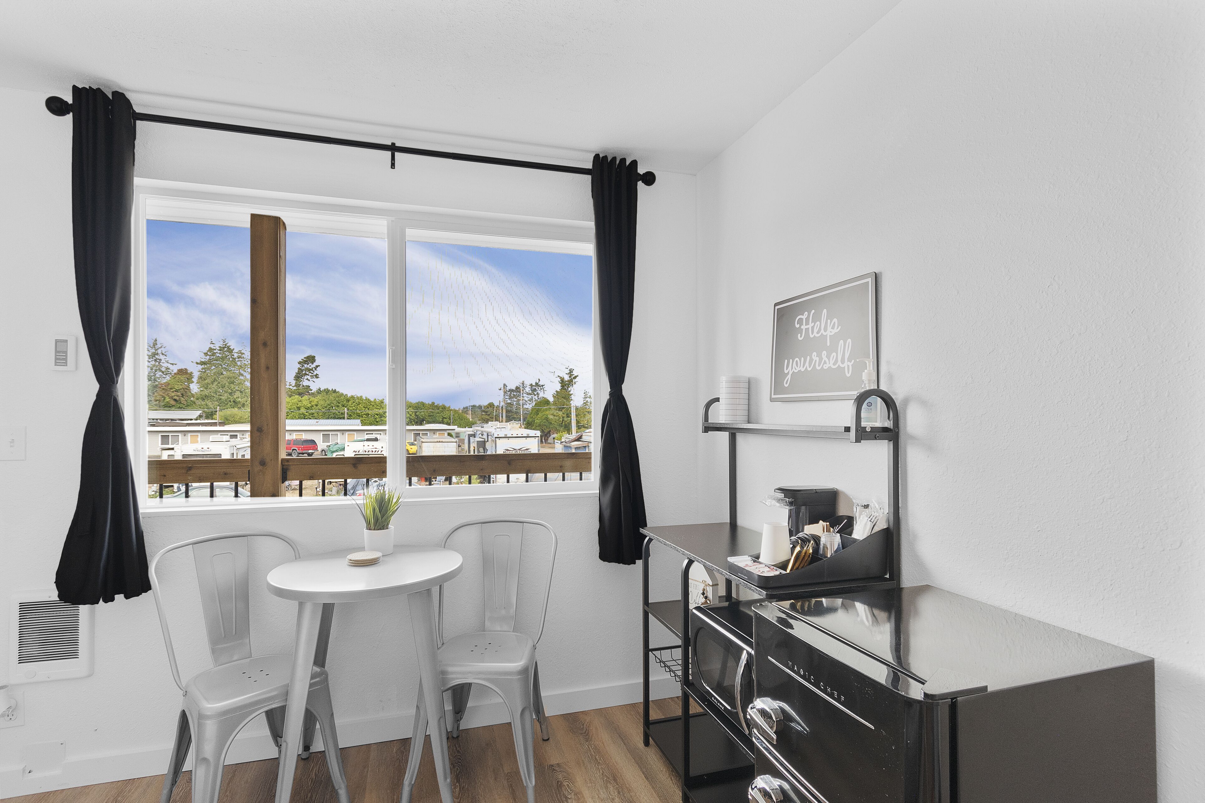 Double Queen Room- Lower Level | Blackout curtains, free WiFi, bed sheets