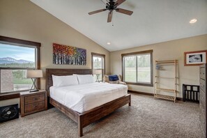 ทาวน์โฮม, หลายเตียง (Winter Park 3 Bedroom with HOT TUB) | 3 ห้องนอน, อินเทอร์เน็ต