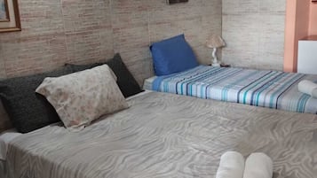 Quarto | Ferros/tábuas de passar roupa, Wi-Fi de cortesia