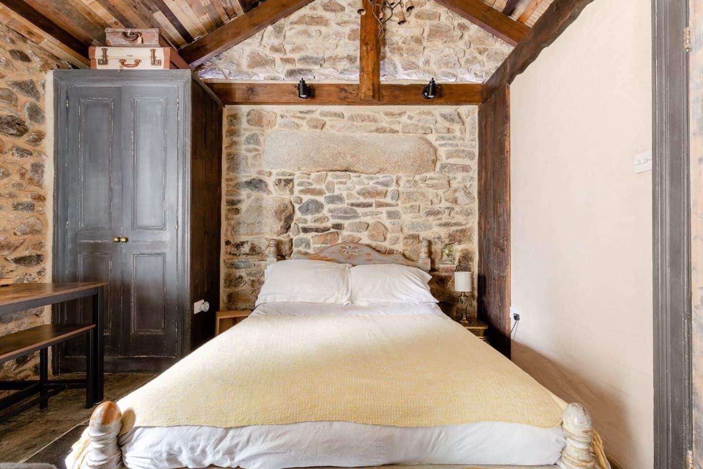 1 bedroom, travel crib, free WiFi