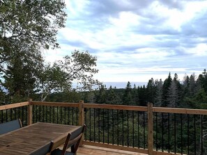 Outdoor dining - Dome #4 ocean view at Domaine Renard (Percé)