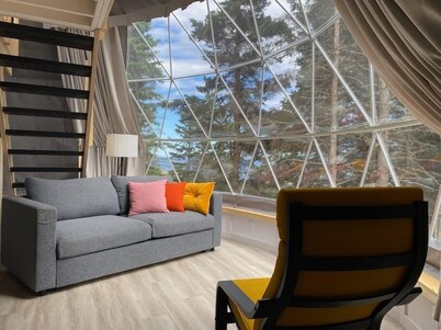 Dome #6 ocean view at Domaine Renard