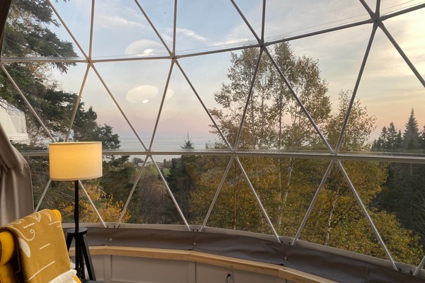 Our domes offer a beautiful living space immersed in nature (2)