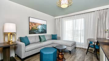 Luxury Suite, 2 Double Beds, Balcony, Partial Ocean View | Living area