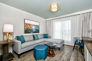 Luxury Suite, 2 Double Beds, Balcony, Partial Ocean View | Living area