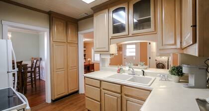 Southern Living for 4 in Richmond Hill