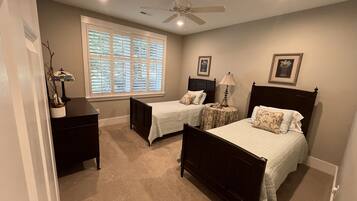 2 bedrooms, travel crib, free WiFi, bed sheets