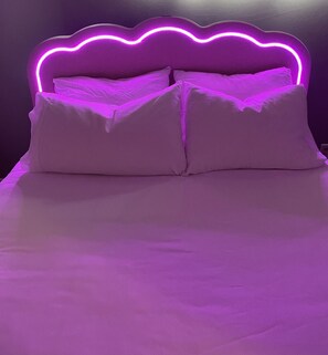 Free WiFi, bed sheets