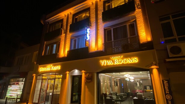 Ảnh chưa phân loại, 1 trong số 8 ảnh, nút