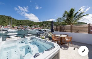 Outdoor dining - Unique style loft, With spa-150 mètres to the beach (Gustavia)