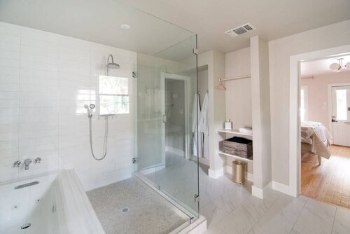 Cozy Modern Suite in Fredericksburg