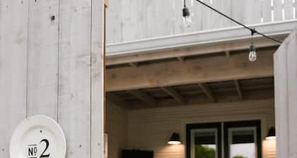 Cozy Glam Suite in Fredericksburg