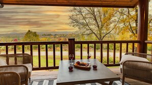 Unclassified image, 4 of 64, button - WOW! Unique Galena Dream Cabin. Hot Tub, Games, Fire Pit, Fully Stocked. (Galena)