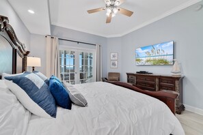 3 bedrooms, memory-foam beds, desk, iron/ironing board