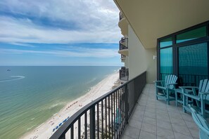 Property grounds - Phoenix West 2207 Upscale Luxury | Updated | Beachfront | Waterslide-Lazy River (Orange Beach)