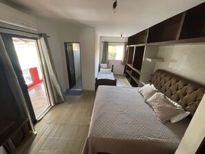 Chambre Panoramique | Wi-Fi gratuit, draps fournis