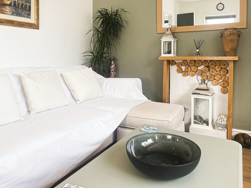 1 bedroom accommodation in Camborne