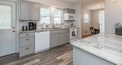 This house is a 2 bedroom(s), 1 bathrooms, located in Lexington, KY.