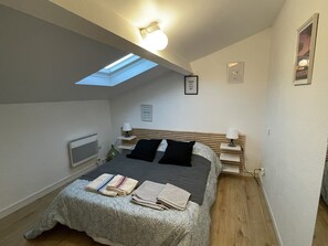 1 bedroom, iron/ironing board, travel crib, free WiFi