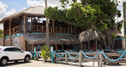 Unit 4 Welcome to the Red bungalow - Second floor studio