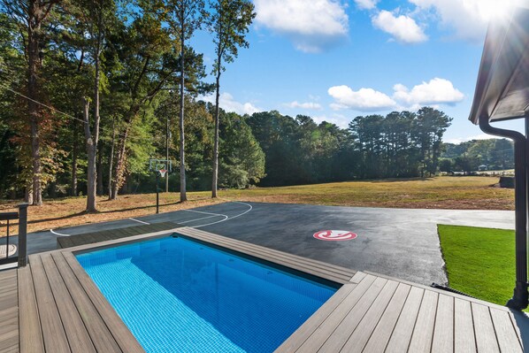 Piscine extérieure, piscine chauffée