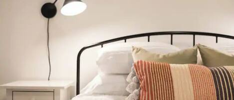 1 chambre, fer et planche à repasser, lit parapluie, Wi-Fi gratuit