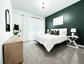5 bedrooms, WiFi, bed sheets - Private house in Orlando Florida, Storey Lake (Kissimmee)