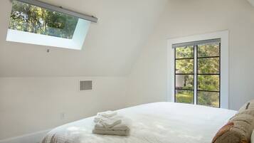 1 habitación, wifi y ropa de cama