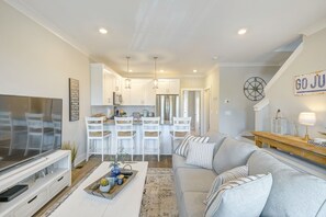 Smart TV - Live your best Lake Life in NASH! Old Hickory Lake (Nashville)