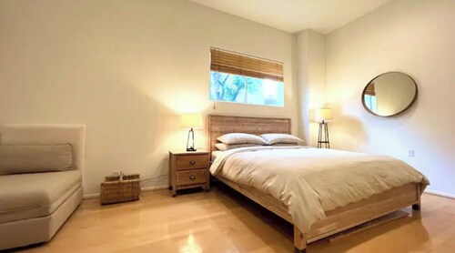 Malibu Mountain Retreat: Hike,Bike,Beach Paradise!