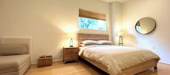 Malibu Mountain Retreat: Hike,Bike,Beach Paradise!