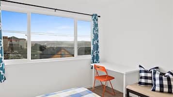 2 chambres, fer et planche Ă repasser, Wi-Fi, draps fournis