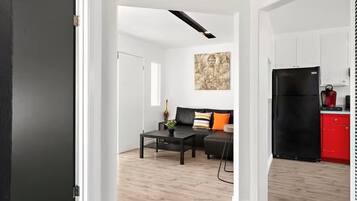 Televisión, oficina