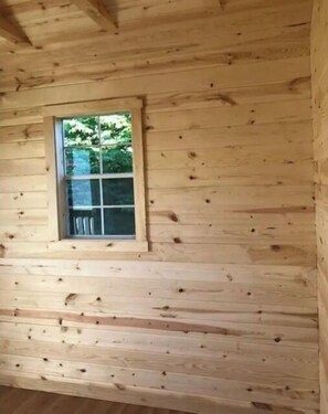 Interior - Valley Cabin (Spring Valley)