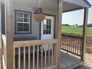 Property grounds - Valley Cabin (Spring Valley)