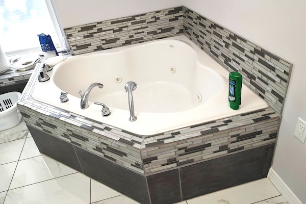 Jacuzzi Jetted Hot Tub