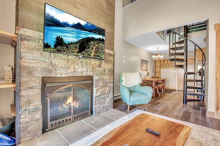 TV, fireplace. Holiday Valley Ski-In/Ski-Out Condo