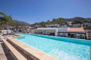 Appartement Familial | 2 chambres, fer et planche à repasser, Wi-Fi gratuit, draps fournis