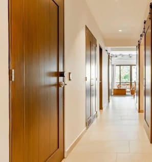Family Apartment | Living area | TV
