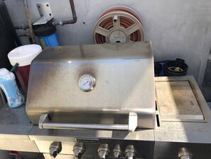 Kaffetrakter/tekoker, kjøleskap, mikrobølgeovn og ovn
