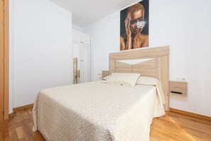 2 Schlafzimmer, Bügeleisen/Bügelbrett, Reisekinderbett, kostenloses WLAN