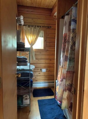 2 多间卧室、免费 WiFi