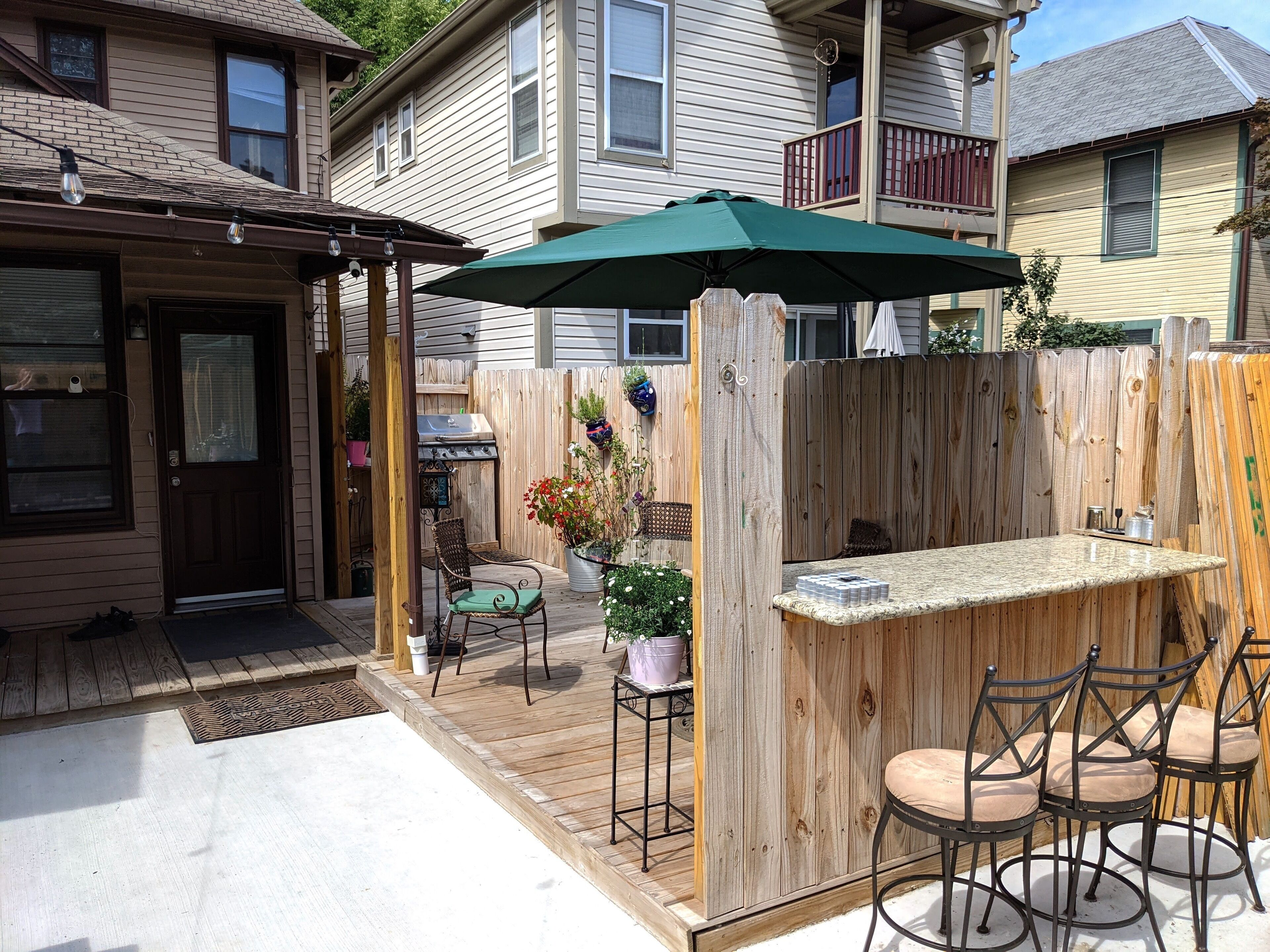 Private Patio/Parking/Printer/Office/Laundry