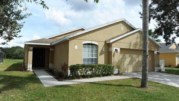 House (Sandy Ridge 86) | Exterior