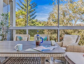 Dining - Parkside Bliss – 2BR Bali Resort in Kingscliff (1120) (Tweed Shire)