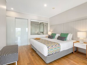 1 bedroom, iron/ironing board, free WiFi, bed sheets - The Sand Resort Kingscliff - One Bed Pool view (3304) (Tweed)