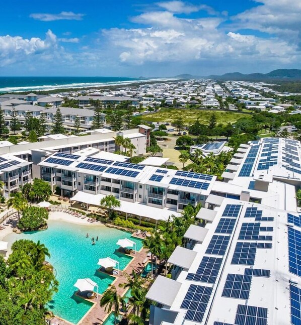 المنشأة من الخارج