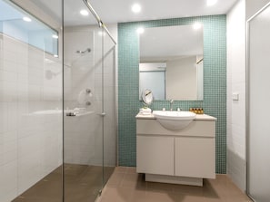 Hair dryer, towels - The Sand Resort Kingscliff - Two Bed Dual Key (8308/09) (Tweed)