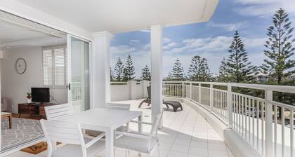 The Pool Resort Kingscliff - Two Bedroom Ocean View (2222) - Holiday Management Co.