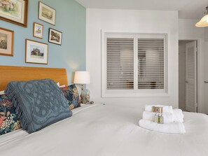 1 bedroom, iron/ironing board, free WiFi, bed sheets - The Pool Resort Kingscliff - One Bed Ocean View (2308) - Holiday Management Co. (Tweed)